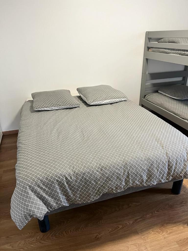 Appartement 5Min Gare Rer Disneyland Paris Val D'Europe La Vallee Village Parking Inclus Montévrain Exterior foto