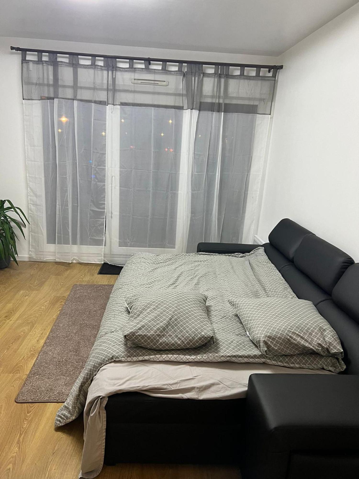 Appartement 5Min Gare Rer Disneyland Paris Val D'Europe La Vallee Village Parking Inclus Montévrain Exterior foto